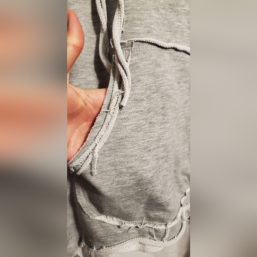 Hi-Lo Shirt - Picture 2 of 7